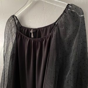 Banana republic black tulle sleeves blouse